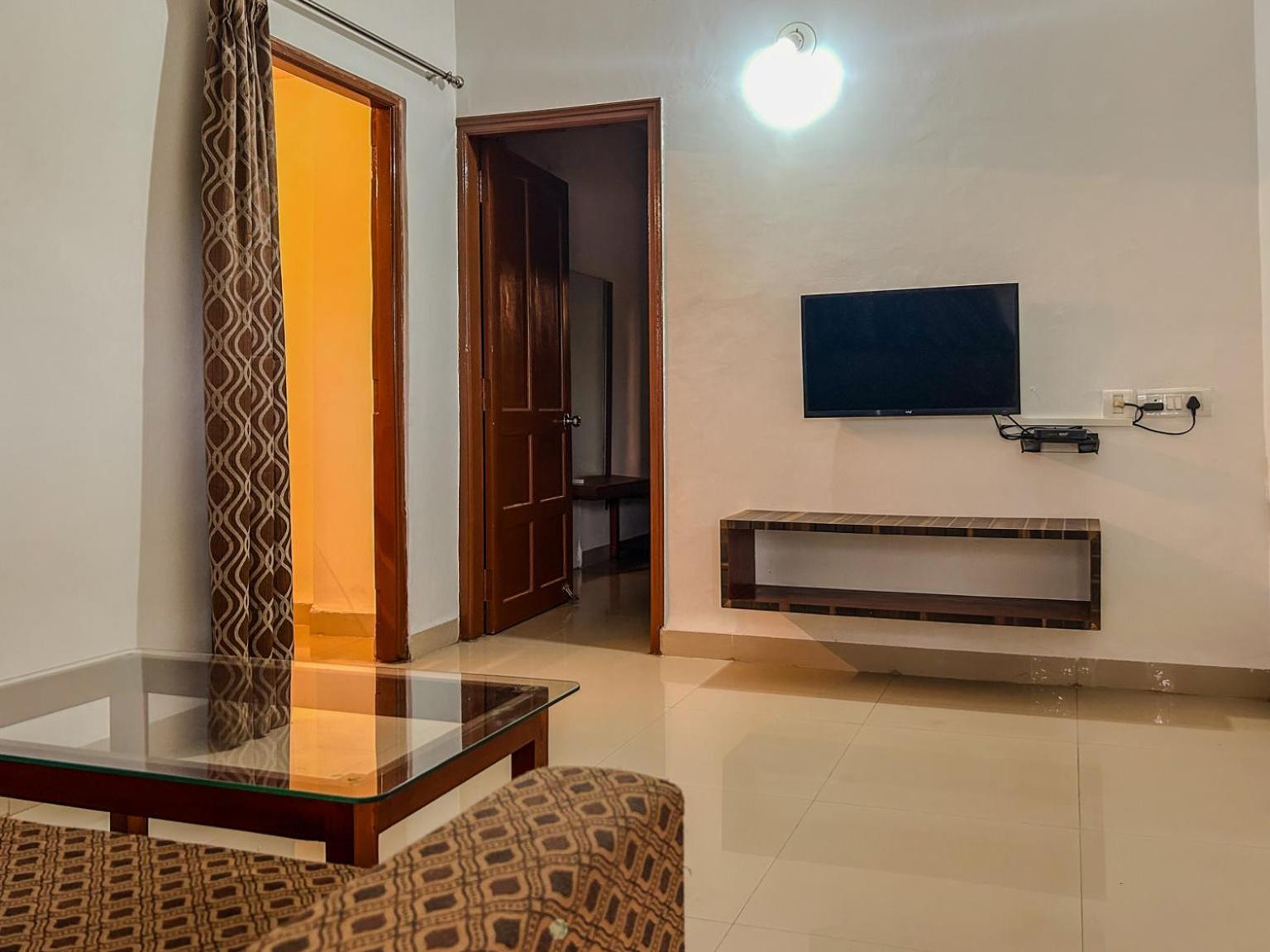 Hotel La Costa Residency à Anjuna Extérieur photo